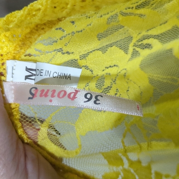 36 Point 5 Black and Yellow Colored Short Sleeve Open Knit Sweater NWOT - Picture 5 of 6